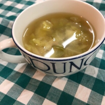 たくさんあったキャベツを消費したくてレシピを参考にさせていただきました。
簡単で美味しい！キャベツの甘みが引き立つシンプルなスープです。